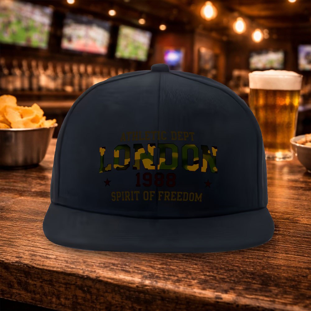 Street Fashion In London - 2026 London Tarnmuster Flat-Brim Hip-Hop Baseballkappe