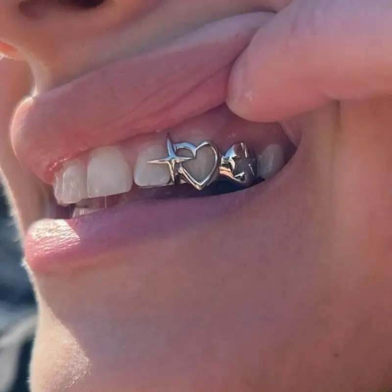 Street Fashion Jewelry - Klassische sternförmige Hip-Hop-Zahnspangen, hohle, glänzende Zahnspangen,