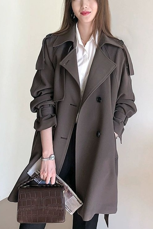 Brauner Trenchcoat für Damen,  – Street Fashion China Beautiful Girls Bewertung und Preis