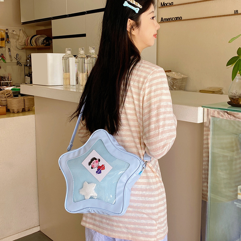 Japanischer Minimalistischer N – Street Fashion In Japanese Bewertung und Preis
