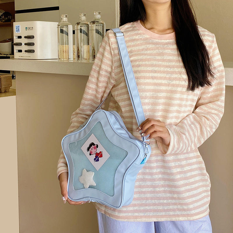 Japanischer minimalistischer,  – Street Fashion In Japanese Bewertung und Preis